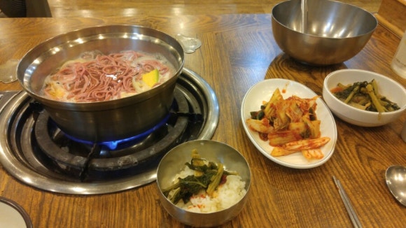 윤지네칼국수 이미지