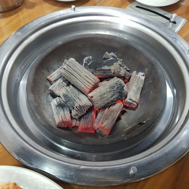살찐돼지통큰돼지네 이미지