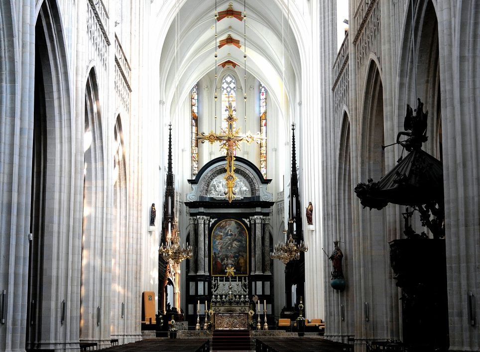 플란다스의 개와 루벤스의 십자가에서 내려지는 그리스도 | 인스티즈