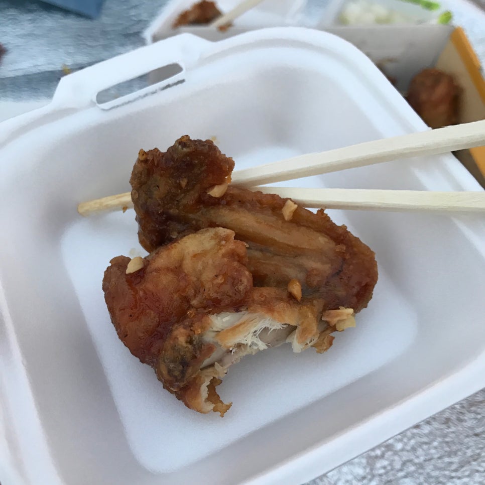 칠리칠리양념통닭 이미지