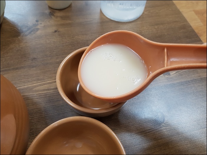 엄지손칼국수 이미지