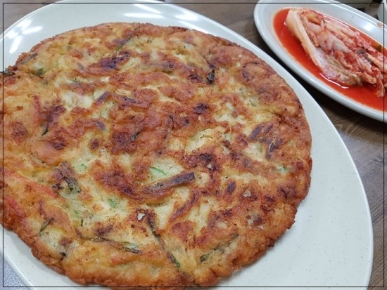 엄지손칼국수 이미지