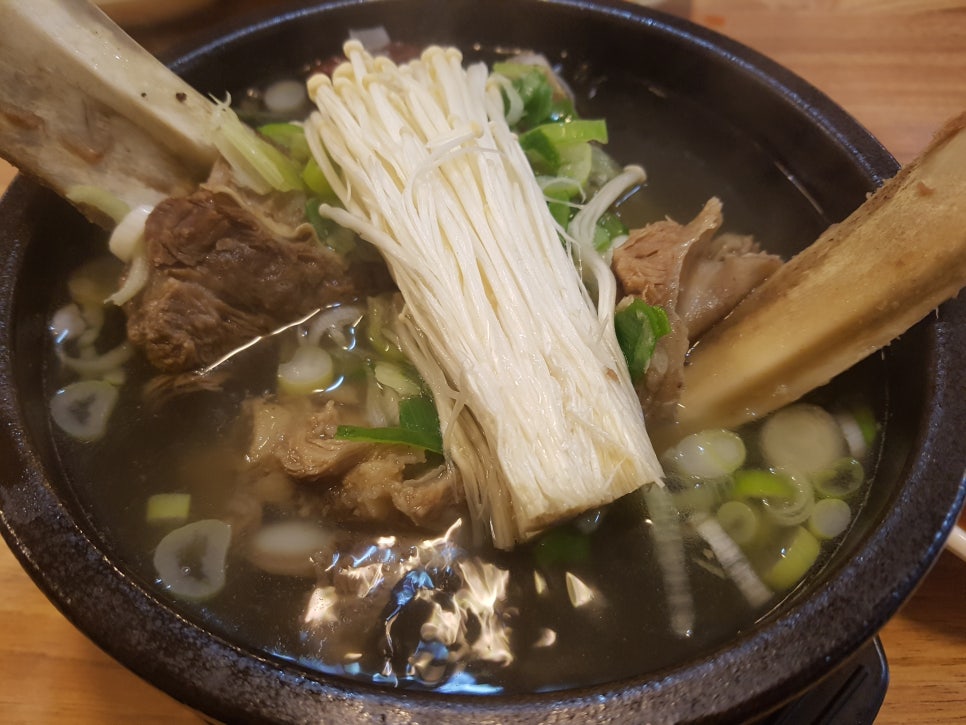큰집왕갈비탕 이미지