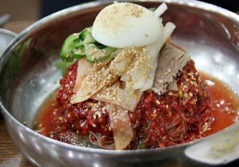 함흥냉면 이미지