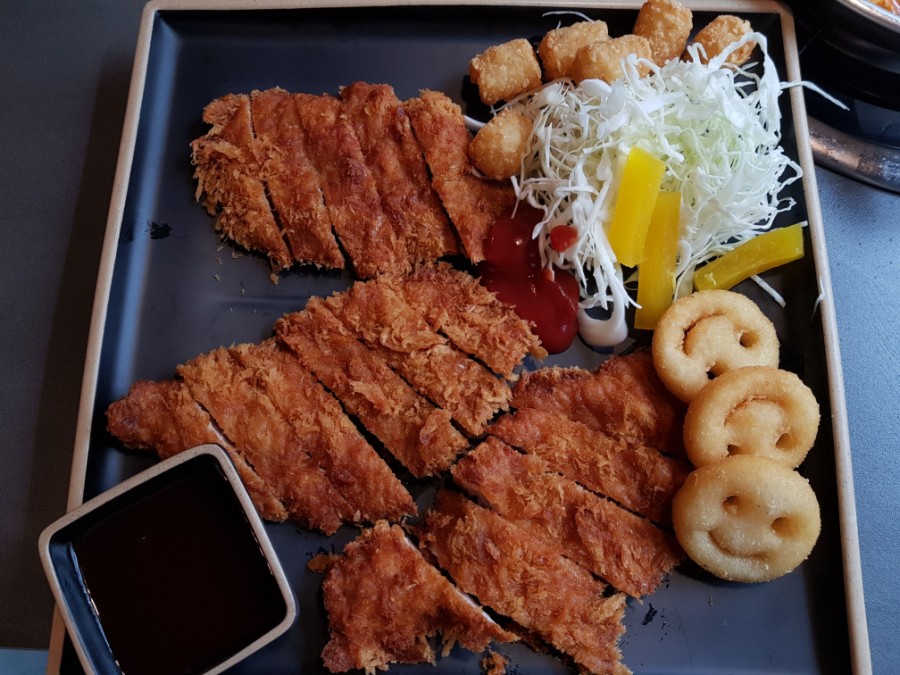 돼지네부대찌개 이미지