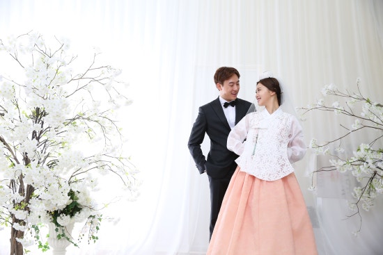 빈알페오한복 이미지