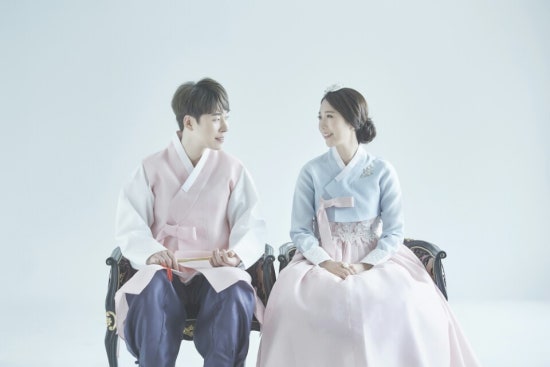 빈알페오한복 이미지