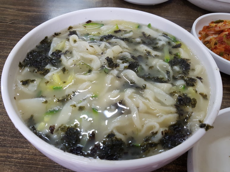 고향손칼국수 이미지