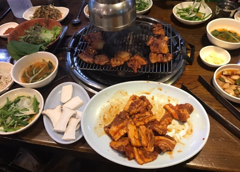 홍천연탄고추장삼겹살 이미지