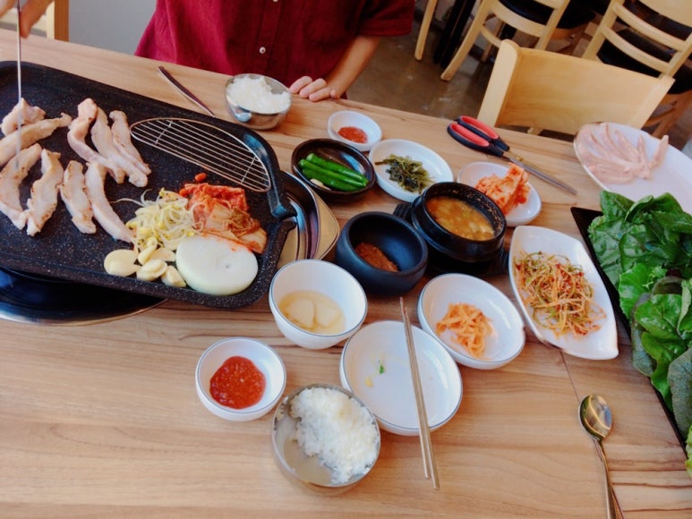 더고기앤쌈밥 이미지