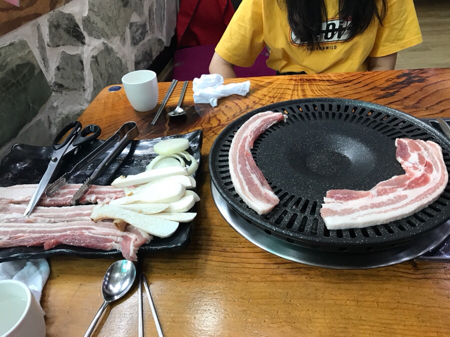 쌍둥이네삼겹살 이미지
