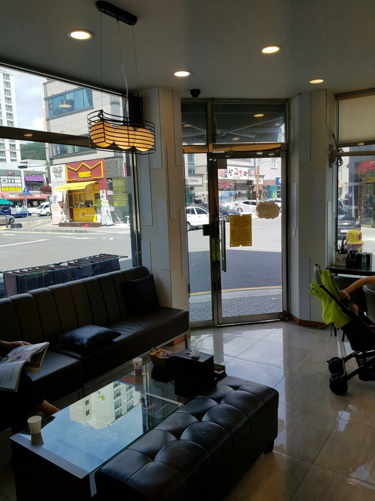 로웰헤어샵 이미지