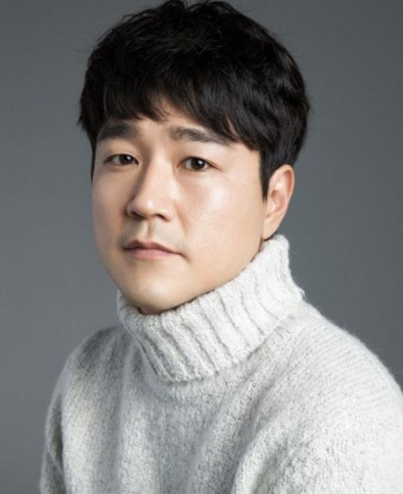 카페 몽타주 이미지