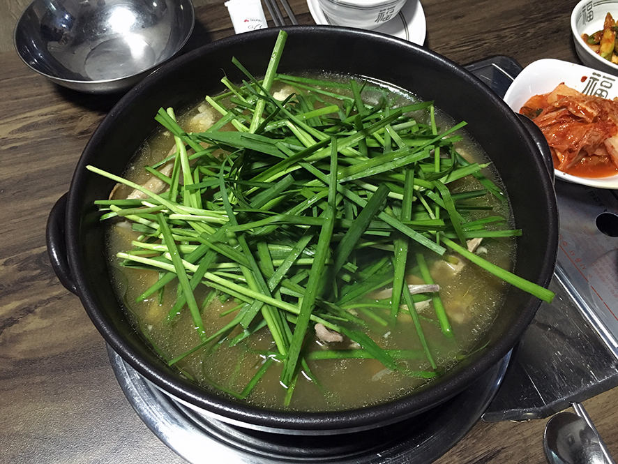 옛날토종닭 이미지
