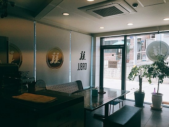 제이제이브로 이미지