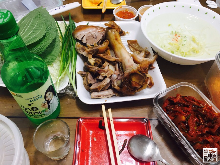 황금장충동한방족발 이미지