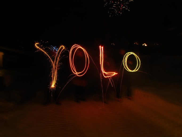 욜로(YOLO) 이미지
