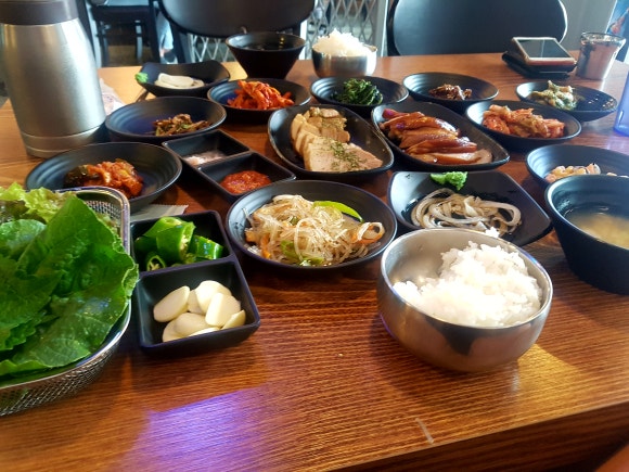 연일족발 이미지