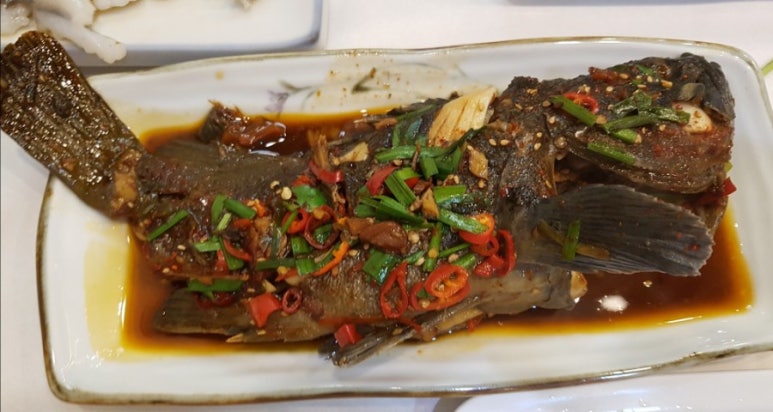 별암유성횟집 이미지