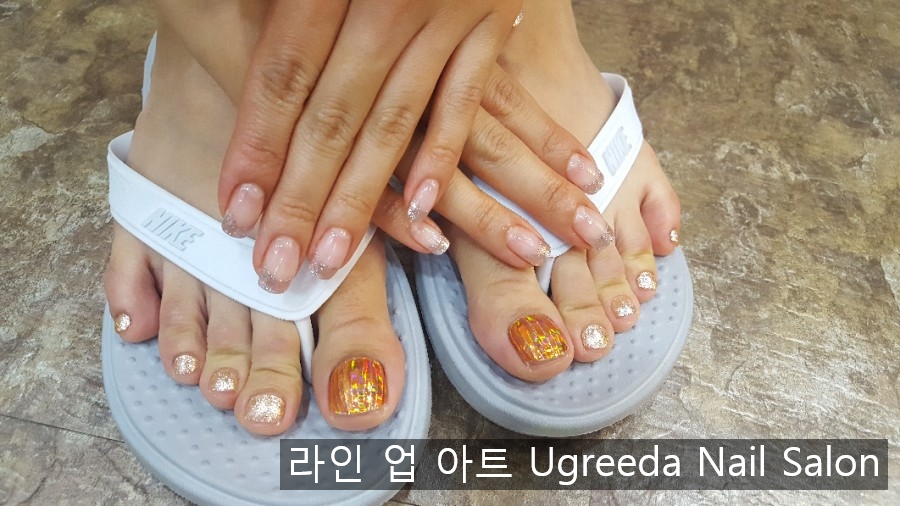 손톱을 그리다 이미지