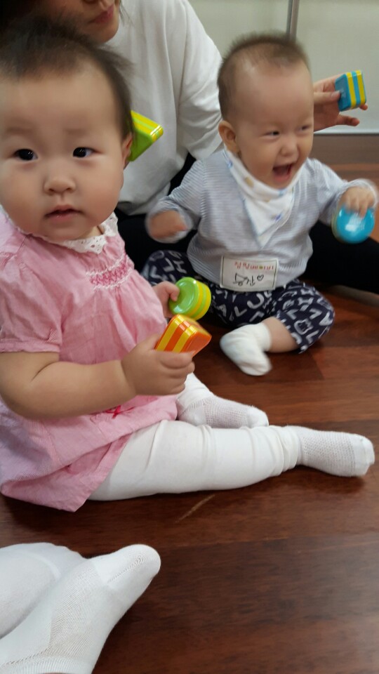 점핑베이비 이미지