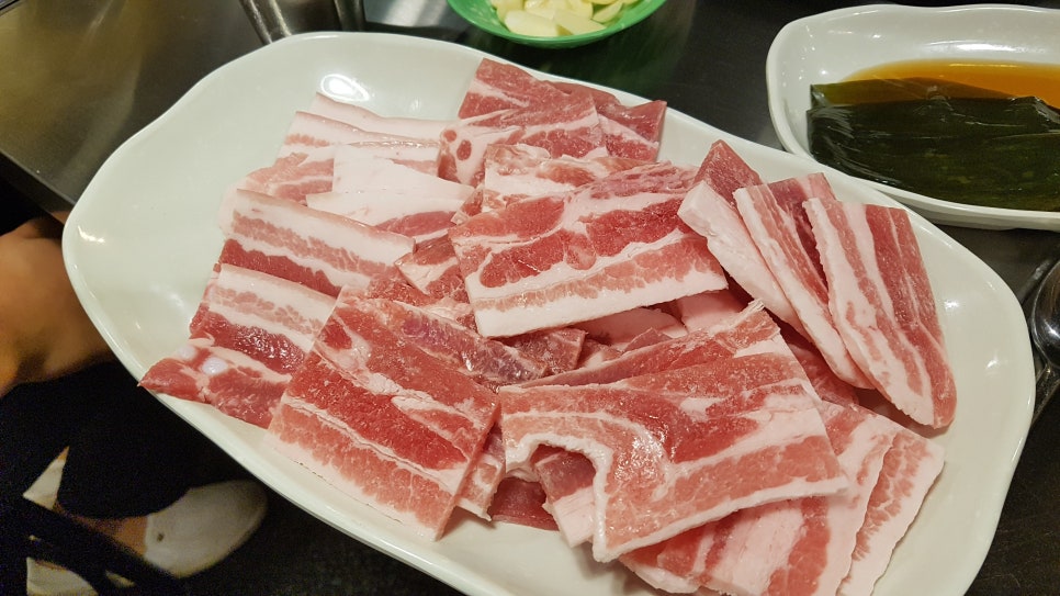 읍내삼겹 이미지