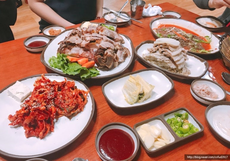 이조왕족발 이미지