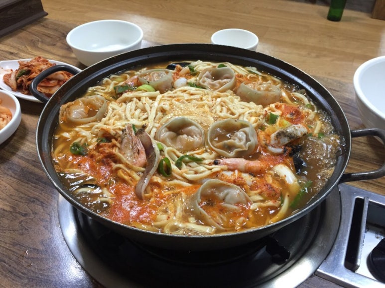 먹보해물칼국수 이미지