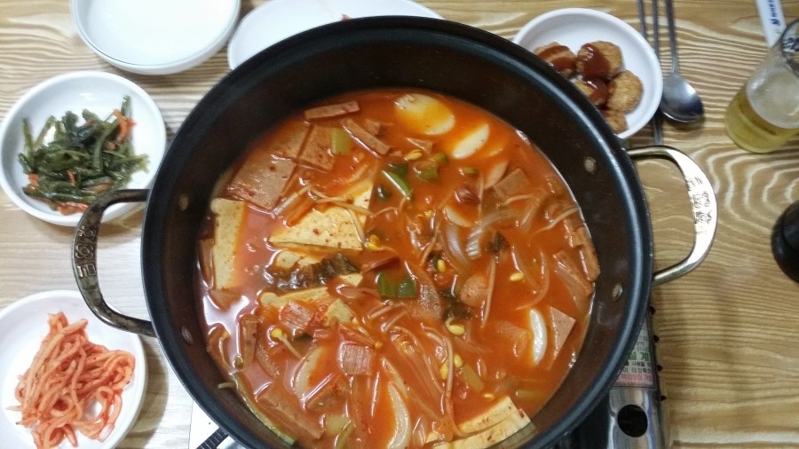 뚱이네식당 이미지