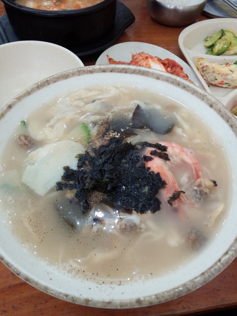 예림손칼국수 이미지