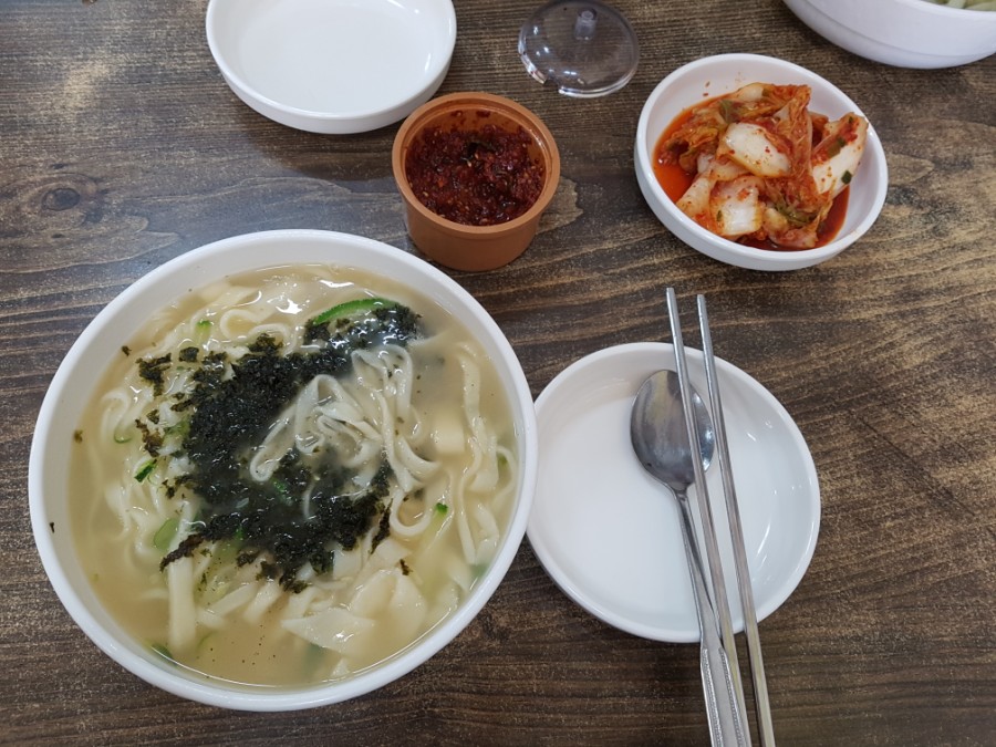 고향통닭분식 이미지