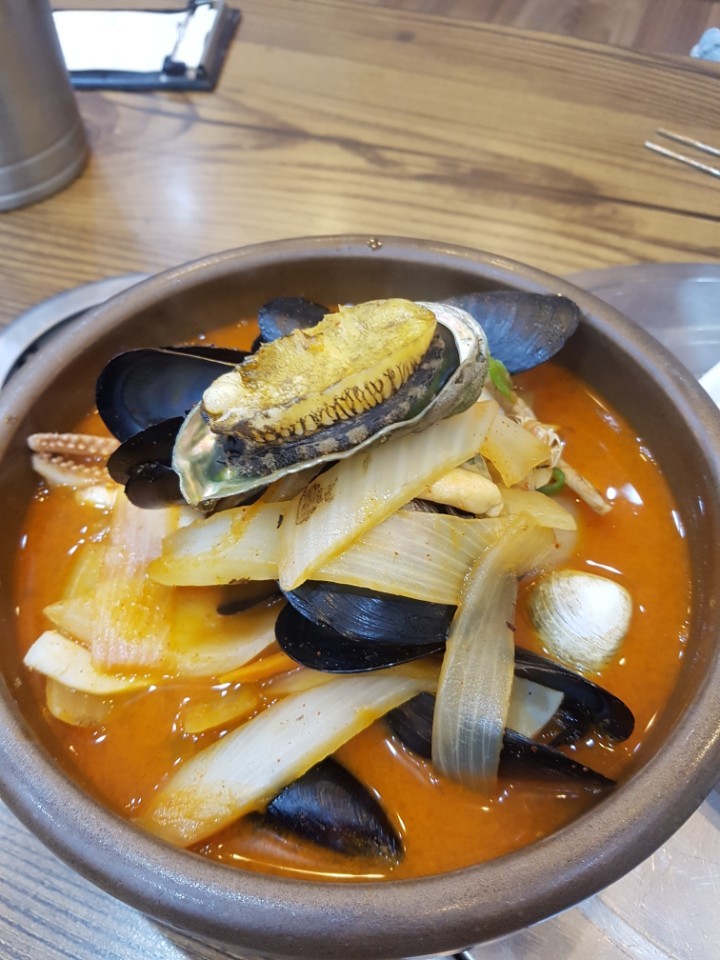 짜장면과짬뽕그리고탕수육 이미지