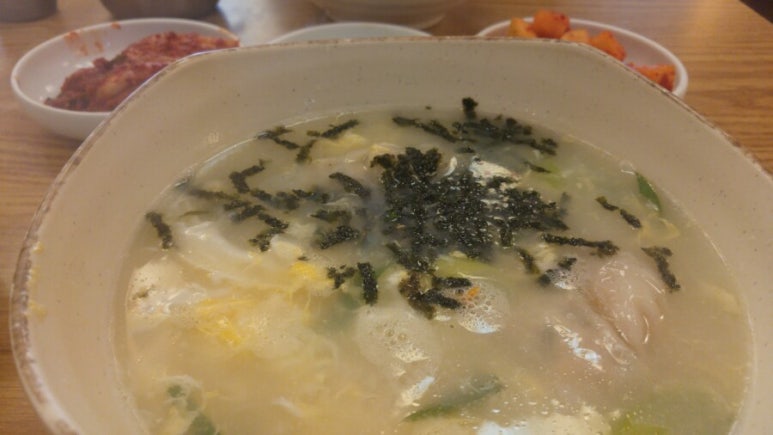 칼국수와반찬이맛있는밥집 이미지