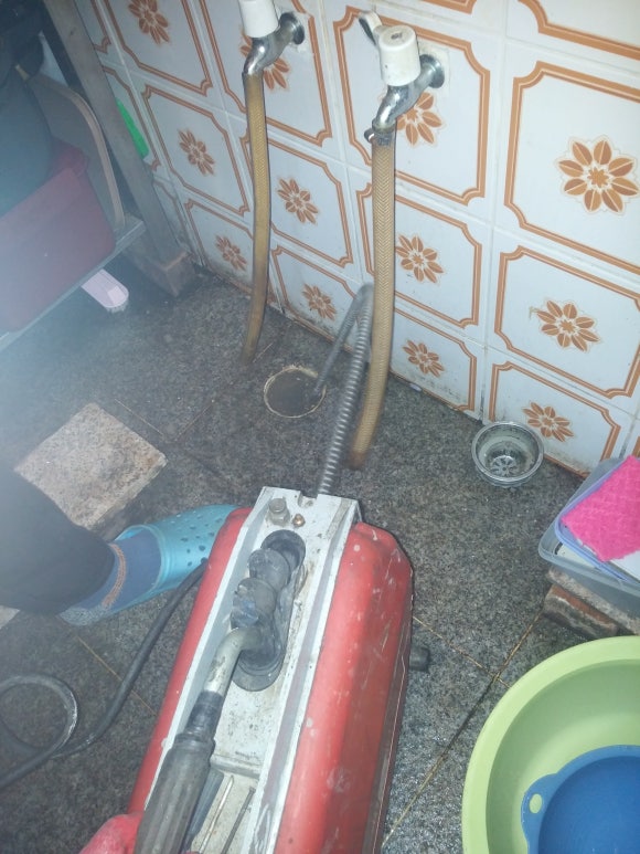 하수구막힘정화조변기싱크대막힘뚫어주는곳세면대소변기수리 이미지