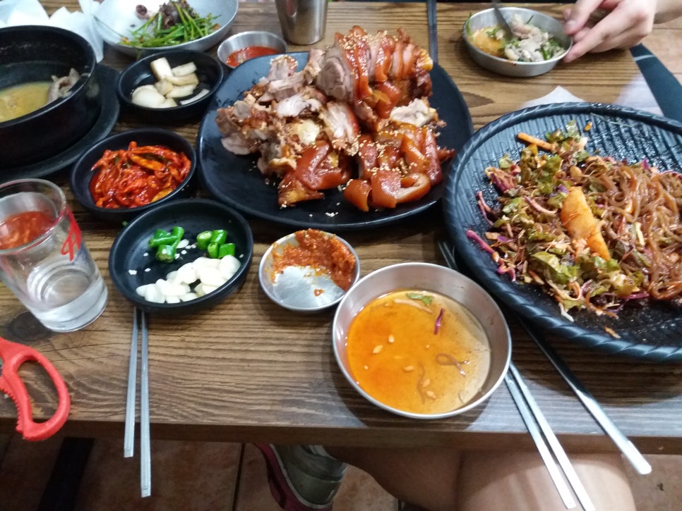 남부왕족발국밥 이미지