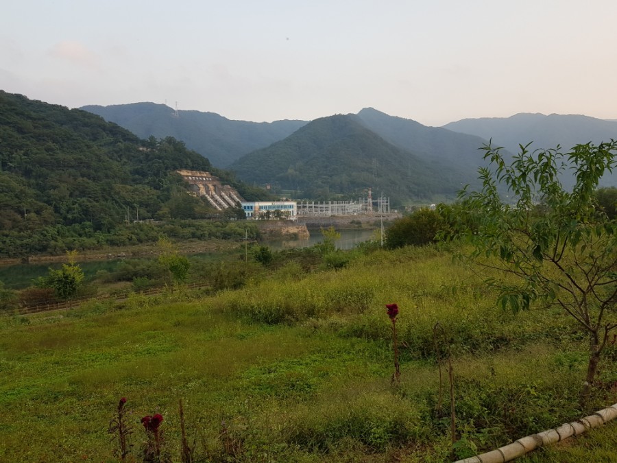 꺼먹다리펜션 이미지