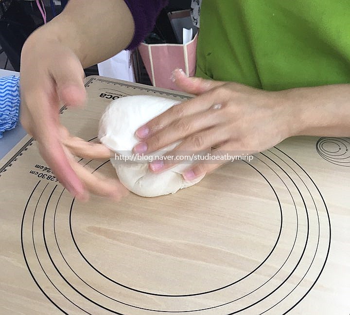 퍼스트브레드 이미지