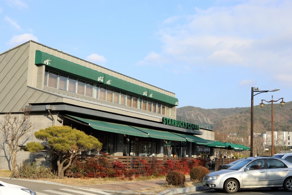 스타벅스경주보문로DT점 이미지