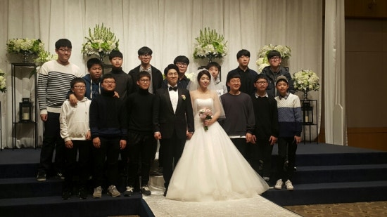 정윤 이미지