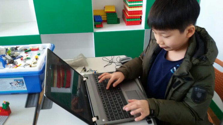 윤성팩 이미지
