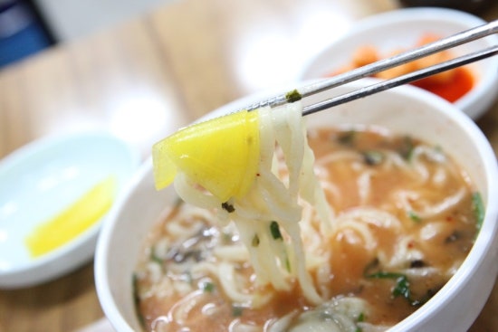 해조밀면 이미지