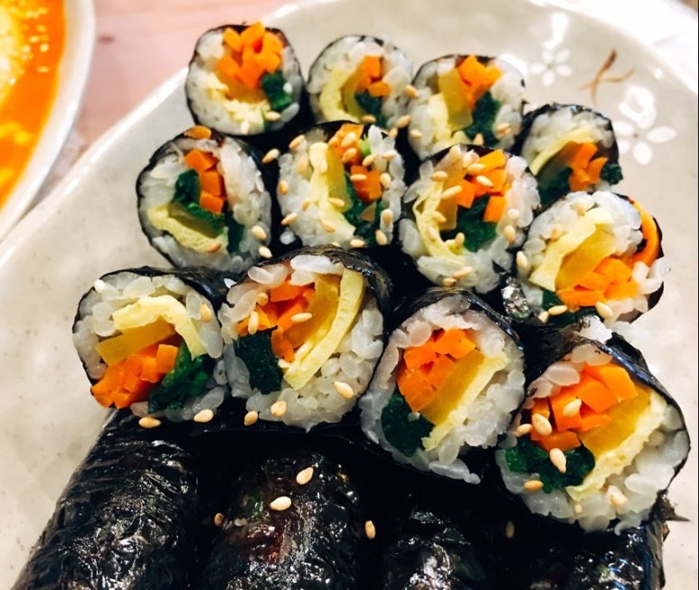 김밥앤라면김밥&라면 이미지