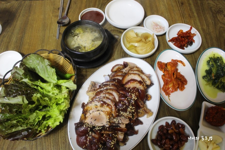 상무한방왕족발 이미지