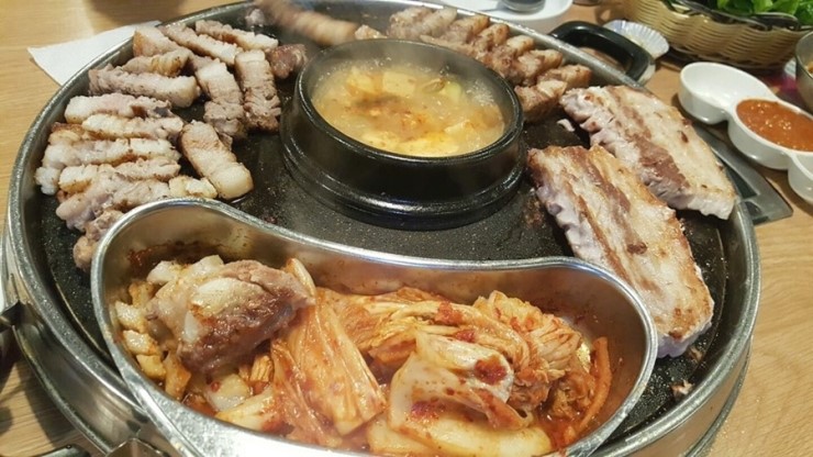 무한돼지 이미지