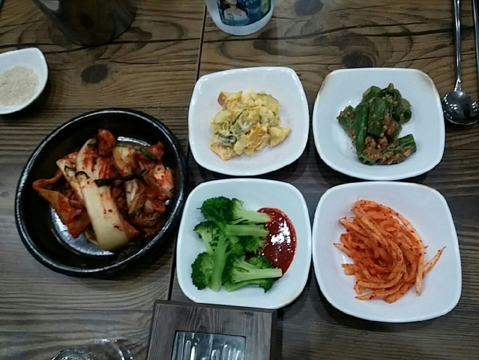 원조 능이 오리 마을 이미지