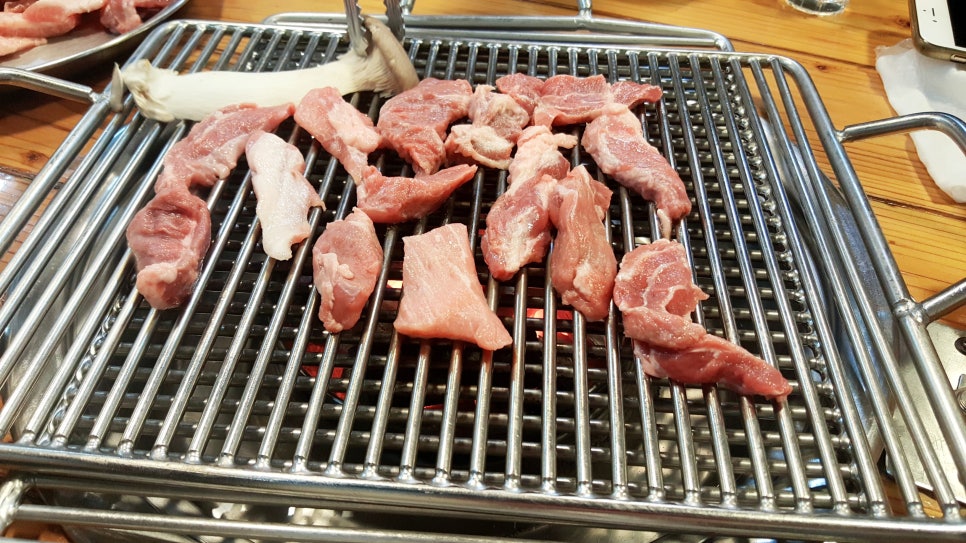덩어리뽈따구 이미지