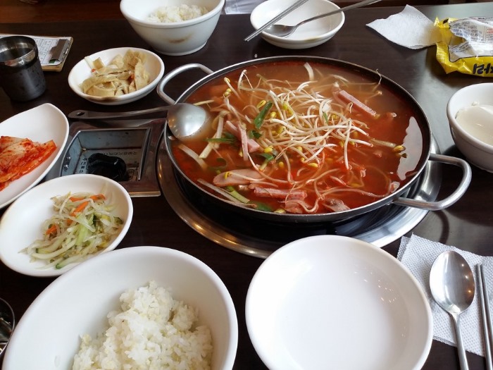 명동돈까스.부대찌개 이미지