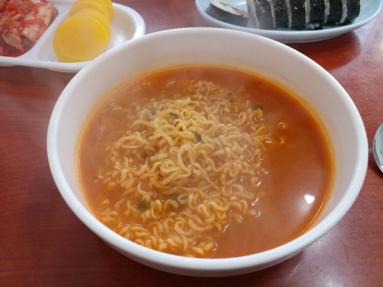 유가네김밥 이미지
