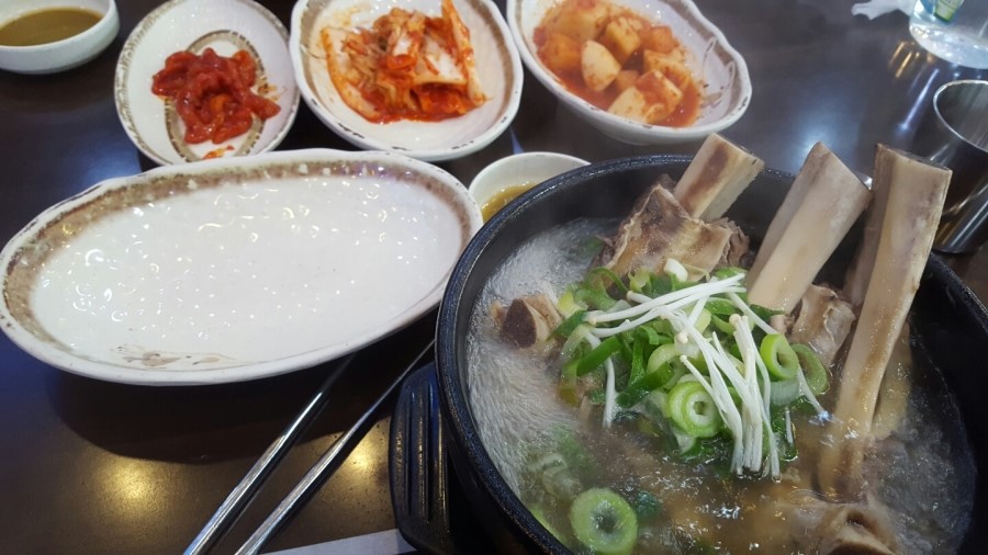 바른솥 설렁탕 이미지