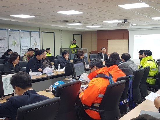 새벽공장 이미지